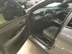 2025 BYD Qin PLUS DM-i PHEV Smart Driving 55km Leading — фото 16