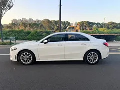 2021 Mercedes-Benz A-Class A 200 L Sport Sedan Fashion, белый — фото 3