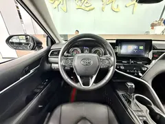 2021 Toyota Camry Hybrid 2.5HG Luxury, чёрный — фото 8