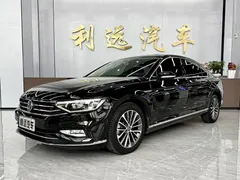 2020 Volkswagen Magotan 330TSI DSG Luxury, чёрный — фото 1