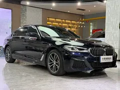 2021 BMW 5 Series 525Li M Sport Package, чёрный — фото 3