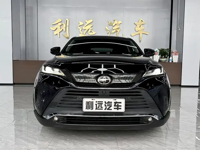 2022 Toyota Harrier 2.0L CVT 2WD Premium