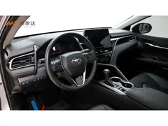 2023 Toyota Camry 2.5L 2.5G Luxury — фото 6