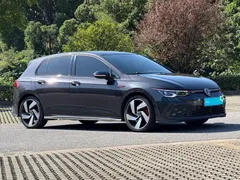 2021 Volkswagen Golf GTI 380TSI DSG — фото 3
