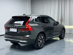 2022 Volvo XC60 4WD Luxury — фото 2