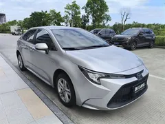 2022 Toyota Levin Hybrid 1.8H E-CVT — фото 3