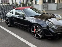 2022 Porsche 911 Targa 4 3.0T, чёрный — фото 2
