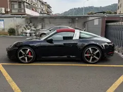 2022 Porsche 911 Targa 4 3.0T, чёрный — фото 3