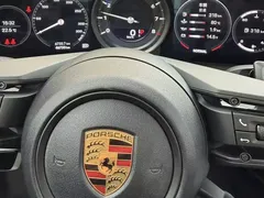 2022 Porsche 911 Targa 4 3.0T, чёрный — фото 9
