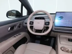 2025 Li Auto i6 2WD Standard, белый — фото 12
