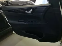 2021 Nissan Tiida 1.6L CVT, белый — фото 7