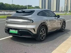 2025 Xiaomi YU7 4WD Max — фото 7