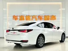 2022 Lexus ES 300h Excellence, белый — фото 5