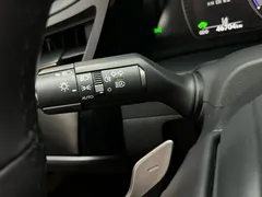 2022 Lexus ES 300h Excellence, белый — фото 21