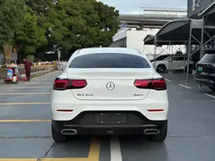 2021 Mercedes-Benz GLC Coupe 260 4MATIC, белый — фото 7