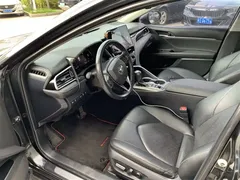 2021 Toyota Camry 2.5S Fashion, чёрный — фото 4