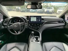 2021 Toyota Camry 2.5S Fashion, чёрный — фото 6
