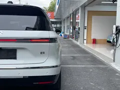 2026 Nio ES8 6-seat Executive Signature, белый — фото 13