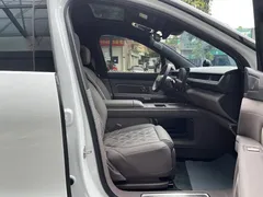 2026 Nio ES8 6-seat Executive Signature, белый — фото 28