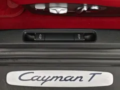 2022 Porsche 718 Cayman T 2.0T, белый — фото 8