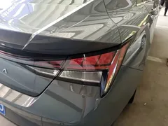 2021 Hyundai Elantra 1.5L CVT LUX Premium — фото 8