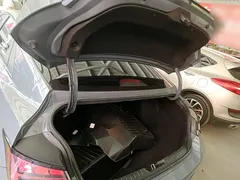 2021 Hyundai Elantra 1.5L CVT LUX Premium — фото 19