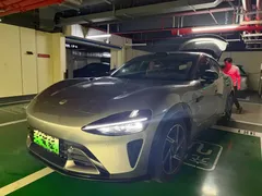 2025 Xiaomi YU7 4WD Pro — фото 1