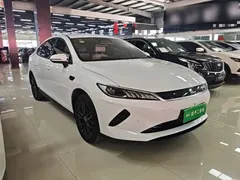 2025 BYD Qin PLUS EV Smart Driving 420km Leading, белый — фото 4