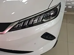 2025 BYD Qin PLUS EV Smart Driving 420km Leading, белый — фото 24