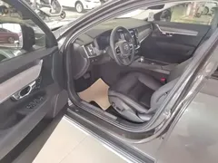 2021 Volvo V90 Cross Country B5 AWD — фото 16