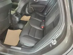 2021 Volvo V90 Cross Country B5 AWD — фото 17