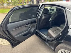 2021 Audi A8L 50 TFSI quattro Comfort, чёрный — фото 14