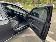 2021 Audi A8L 50 TFSI quattro Comfort, чёрный — фото 24