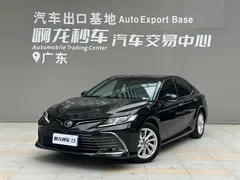 2023 Toyota Camry Hybrid 2.5HGVP Leading, чёрный — фото 1