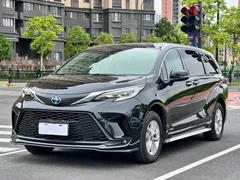 2023 Toyota Granvia 2.5L Hybrid Comfort, чёрный — фото 1