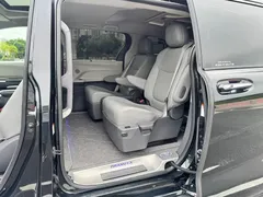 2023 Toyota Granvia 2.5L Hybrid Comfort, чёрный — фото 5