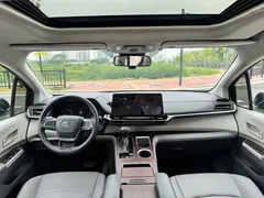 2023 Toyota Granvia 2.5L Hybrid Comfort, чёрный — фото 8