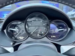 2022 Porsche 718 Spyder 2.0T, белый — фото 9