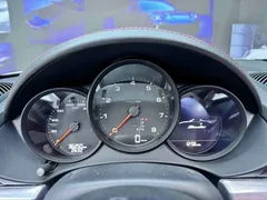 2020 Porsche 718 Boxster 2.0T — фото 12