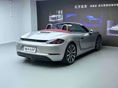 2020 Porsche 718 Boxster 2.0T — фото 13
