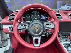 2022 Porsche 718 Spyder 2.0T — фото 8
