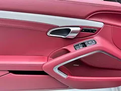 2022 Porsche 718 Spyder 2.0T — фото 10