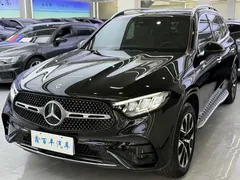 2023 Mercedes-Benz GLC 260 L 4MATIC Luxury 5-seat, чёрный — фото 1