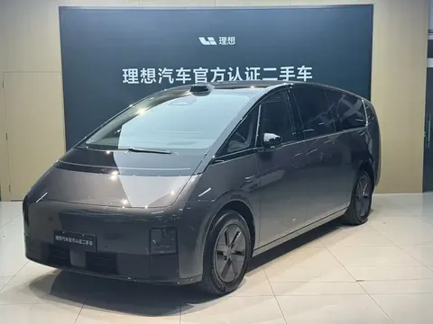 2024 Li Auto MEGA Ultra