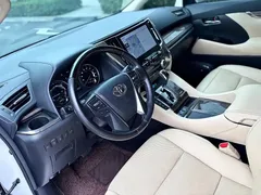 2021 Toyota Alphard Hybrid 2.5L Premium, белый — фото 5