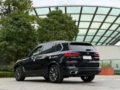 2022 BMW X5 30Li M Sport Package, чёрный — фото 9