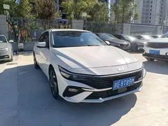 2022 Hyundai Elantra 1.5L CVT GLX Elite, белый — фото 3