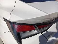 2022 Hyundai Elantra 1.5L CVT GLX Elite, белый — фото 10