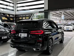 2022 BMW X5 30Li Premium M Sport Package, чёрный — фото 5