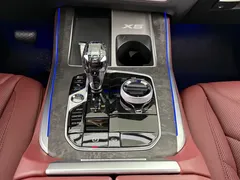 2022 BMW X5 30Li Premium M Sport Package, чёрный — фото 13